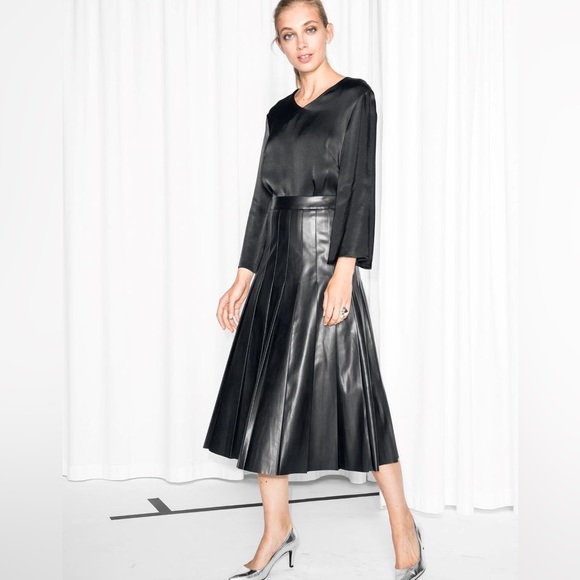 & Other Stories Pleated PU Leather Maxi Skirt Black XS US 2 EU 32 - Picture 1 of 17